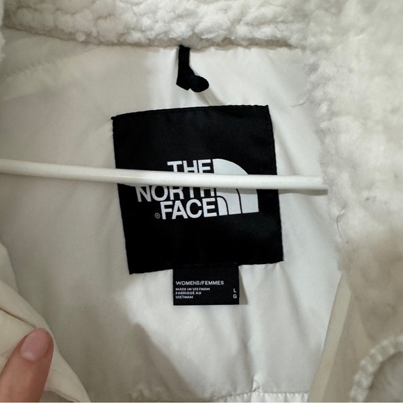 North Face White Nuptse Down Teddy Puffer Jacket Size L - Picture 3 of 10
